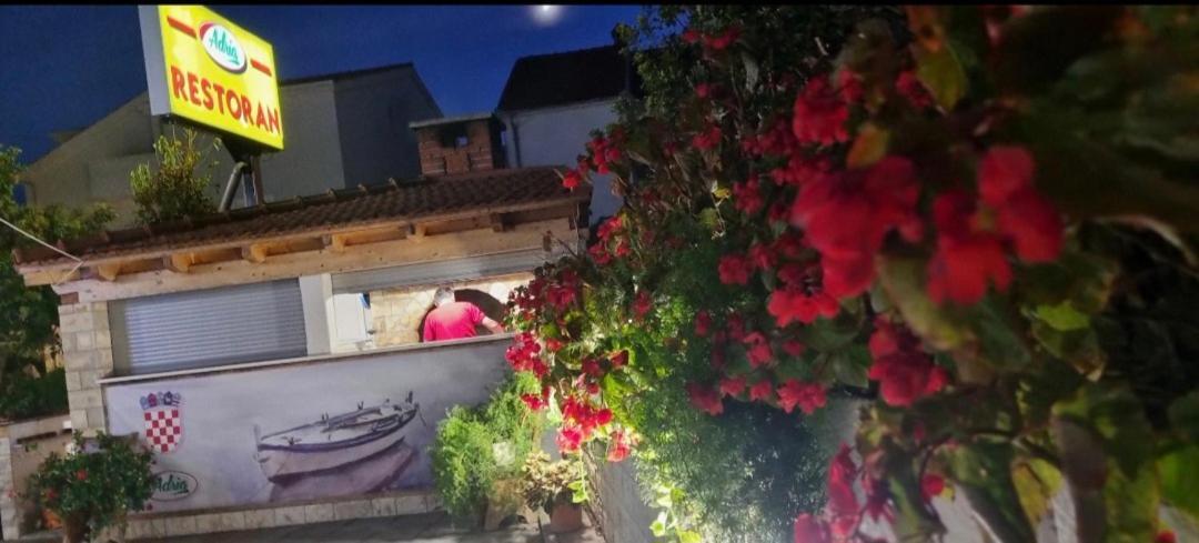 Apartments Ars Vivendi Trogir Exterior foto